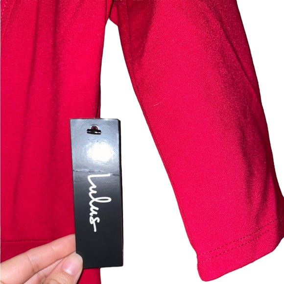 NWT Lulu’s Red Scalloped Skater Dress - Picture 5 of 11